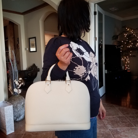 SOLD@!  Louis Vuitton Ivory Alma Epi Satchel Han - Picture 2 of 13